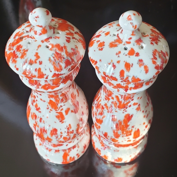 6 1/4" Tall Handcrafted Speckled Reddish-Orange Salt & Pepper Shakers - Picture 2 of 7
